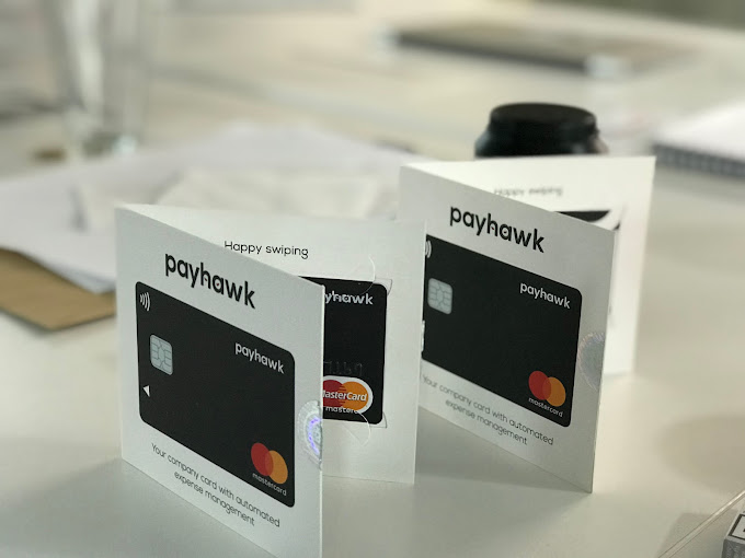 Payhawk.